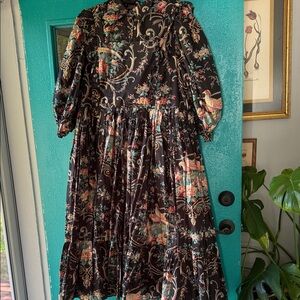 Selkie Night In Paris Storybook Maxi 2x